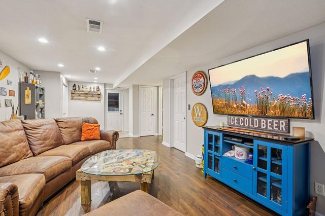 2676 Riviera Drive S, White Bear Lake, MN 55110