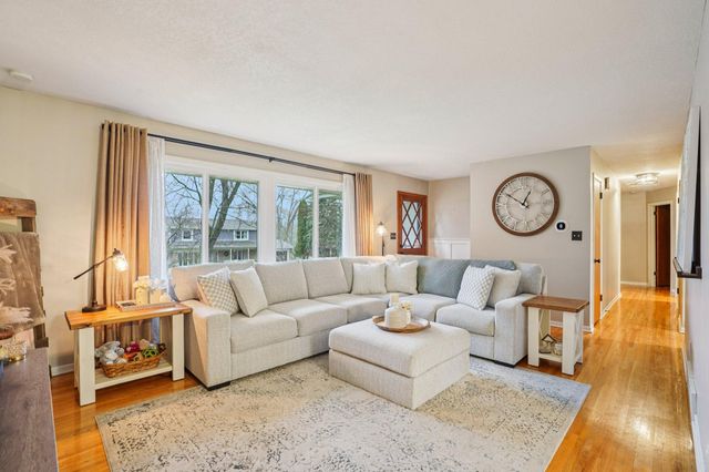 2676 Riviera Drive S, White Bear Lake, MN 55110