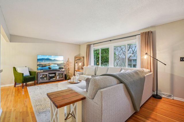 2676 Riviera Drive S, White Bear Lake, MN 55110