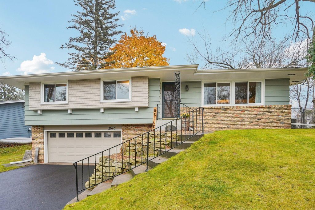 2676 Riviera Drive S, White Bear Lake, MN 55110