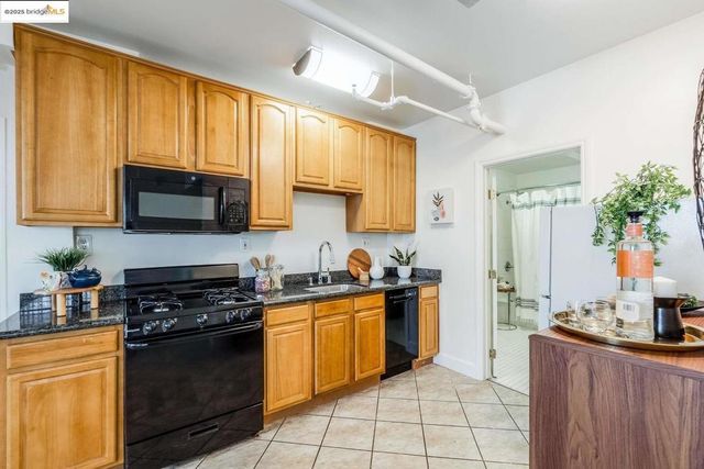 2842 Adeline ST 6, Oakland, CA 94608