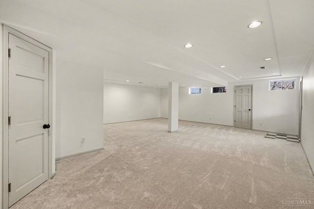 6186 S Shadow Hill, Loveland, OH 45140