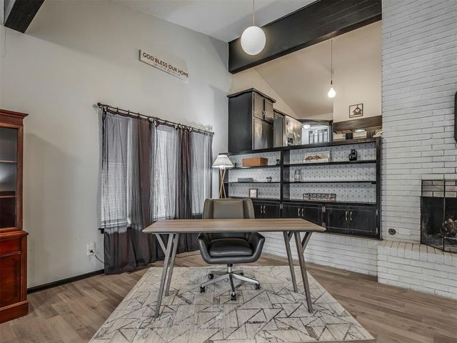 741 Kingston Drive, Yukon, OK 73099