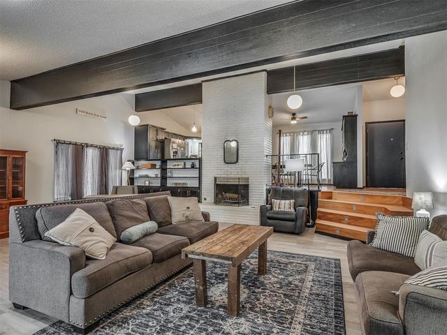 741 Kingston Drive, Yukon, OK 73099