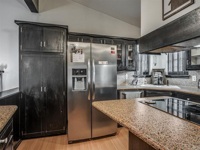 741 Kingston Drive, Yukon, OK 73099