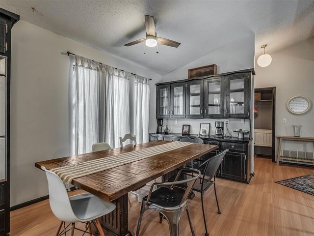 741 Kingston Drive, Yukon, OK 73099