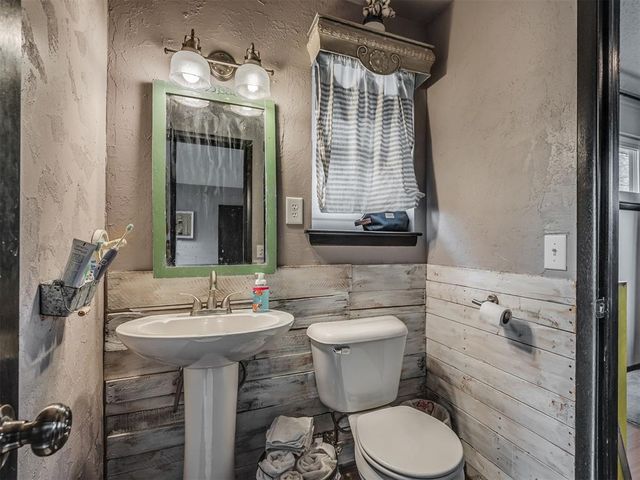 741 Kingston Drive, Yukon, OK 73099