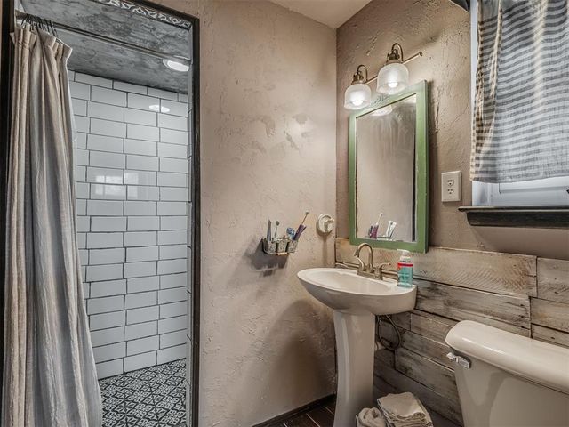 741 Kingston Drive, Yukon, OK 73099