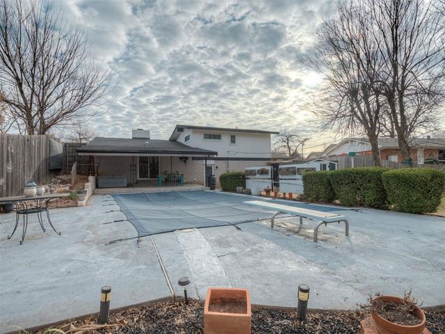 741 Kingston Drive, Yukon, OK 73099