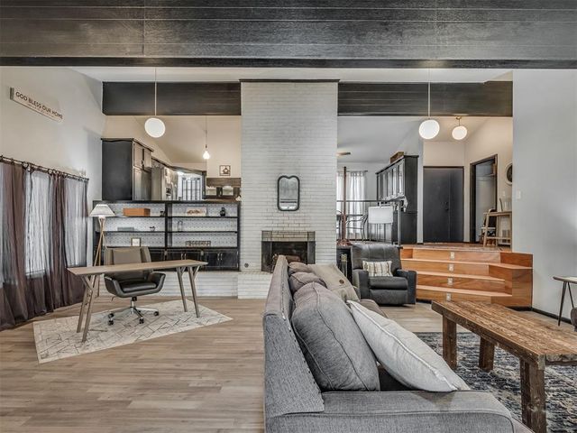 741 Kingston Drive, Yukon, OK 73099