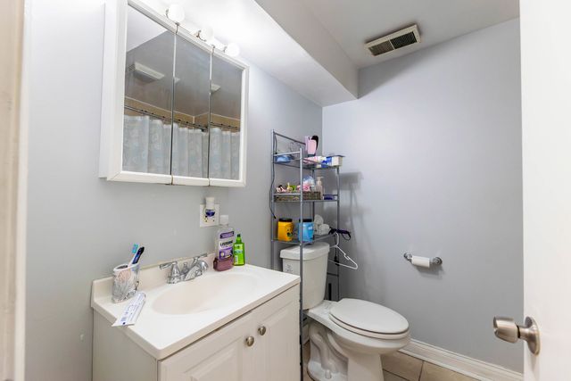 7508 W 59th Street, Summit, IL 60501