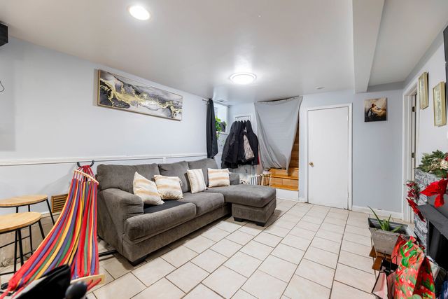 7508 W 59th Street, Summit, IL 60501