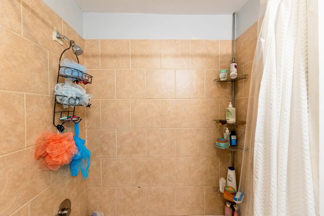 7508 W 59th Street, Summit, IL 60501