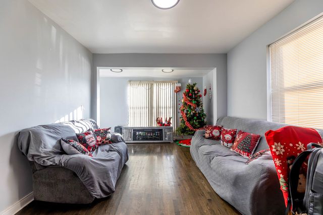 7508 W 59th Street, Summit, IL 60501