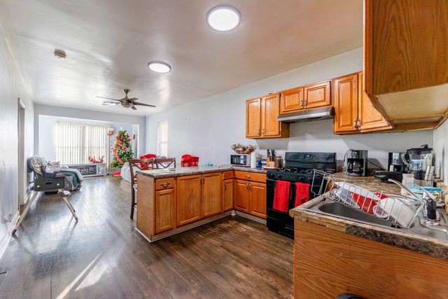 7508 W 59th Street, Summit, IL 60501