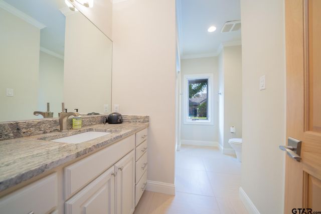 3 Lakeside, Longview, TX 75604