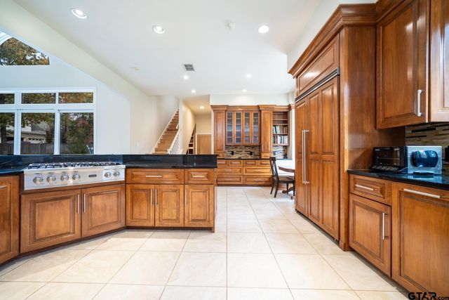3 Lakeside, Longview, TX 75604
