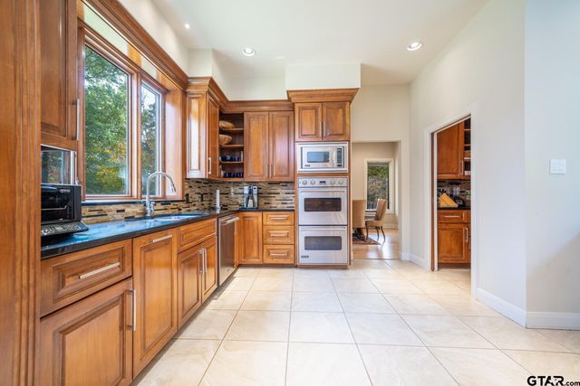 3 Lakeside, Longview, TX 75604