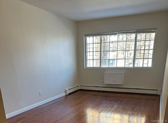 858 E 175th Street, Bronx, NY 10460