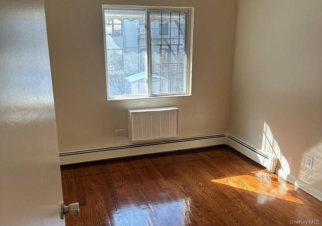 858 E 175th Street, Bronx, NY 10460