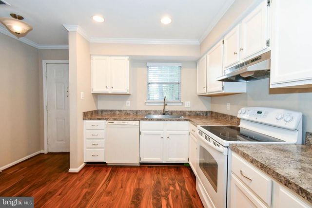 9915 SUGARWOOD LN, Manassas, VA 20110