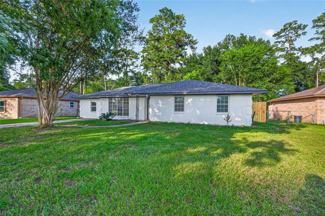 20518 Treetop Lane, Spring, TX 77388
