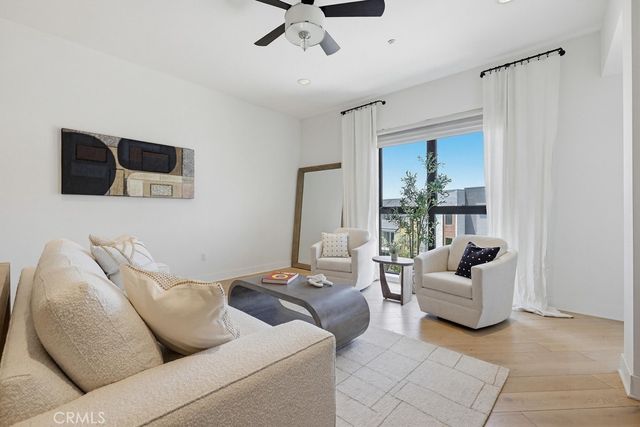 402 Rockefeller 406, Irvine, CA 92612