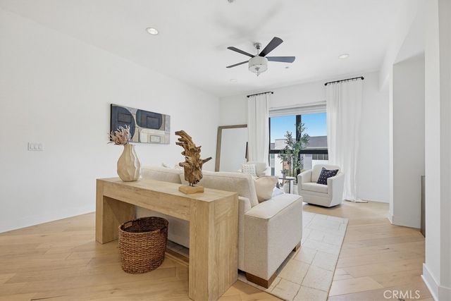 402 Rockefeller 406, Irvine, CA 92612