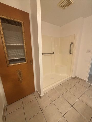 5236 KENWOOD AVENUE, Sarasota, FL 34234