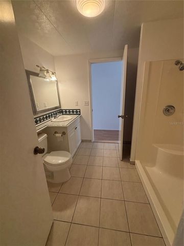 5236 KENWOOD AVENUE, Sarasota, FL 34234