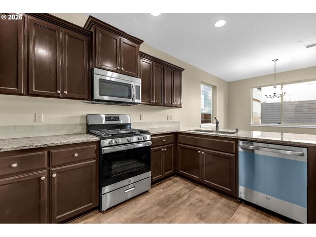 3012 Ne 74TH St, Vancouver, WA 98665