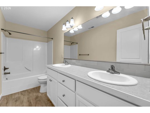 3012 Ne 74TH St, Vancouver, WA 98665