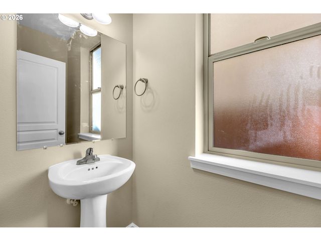 3012 Ne 74TH St, Vancouver, WA 98665