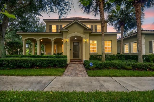 118 Foxford Court, Jupiter, FL 33458