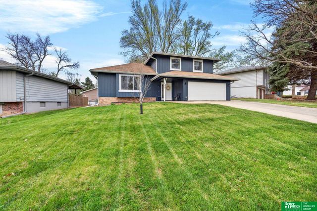 10617 M Street, Omaha, NE 68127