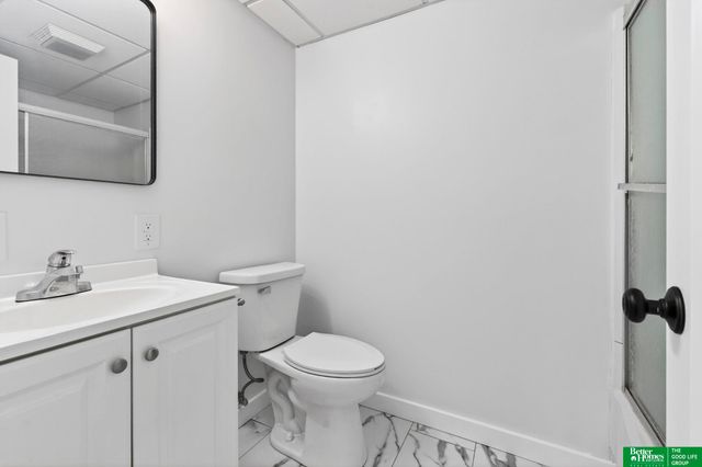 10617 M Street, Omaha, NE 68127