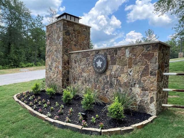 10721 Ruger Road, Willis, TX 77378