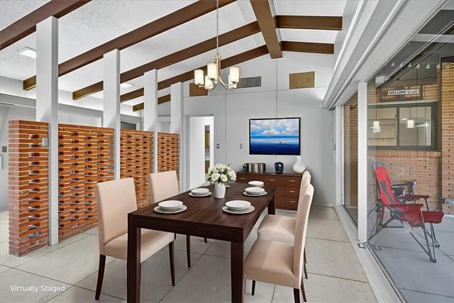 1813 Clare Dr, Alice, TX 78332