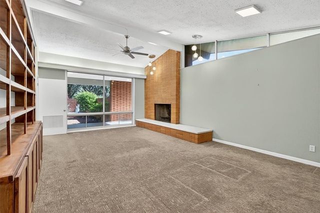 1813 Clare Dr, Alice, TX 78332