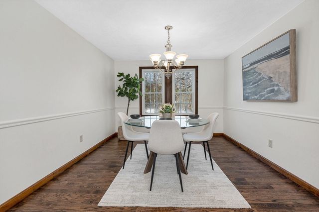 50 Glenwood Road, Tewksbury, MA 01876