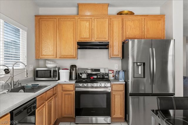 9548 Windsor Forest Court, Las Vegas, NV 89123