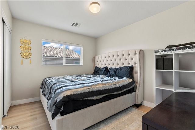 9548 Windsor Forest Court, Las Vegas, NV 89123