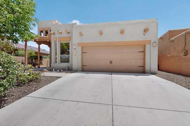 1211 Goodwin Drive, Bernalillo, NM 87004