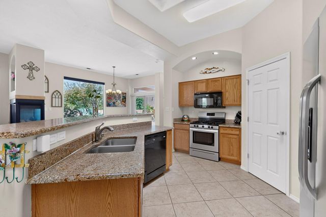 1211 Goodwin Drive, Bernalillo, NM 87004