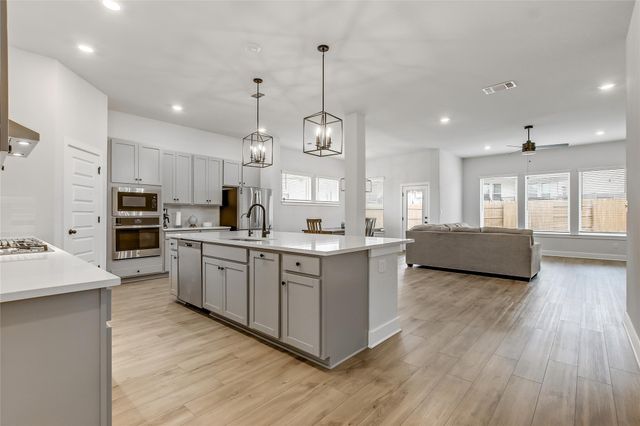 1016 Dog Iron ST, Georgetown, TX 78633