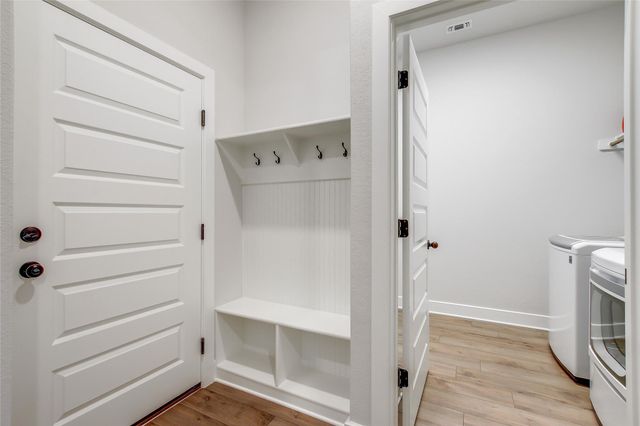 1016 Dog Iron ST, Georgetown, TX 78633