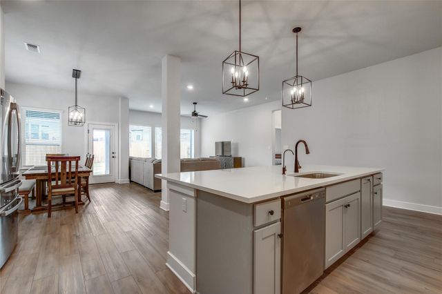 1016 Dog Iron ST, Georgetown, TX 78633