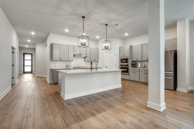 1016 Dog Iron ST, Georgetown, TX 78633