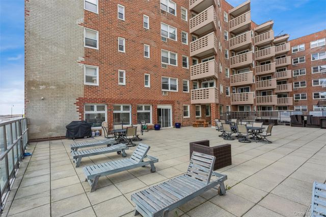 600 Shore Road 3S, Long Beach, NY 11561