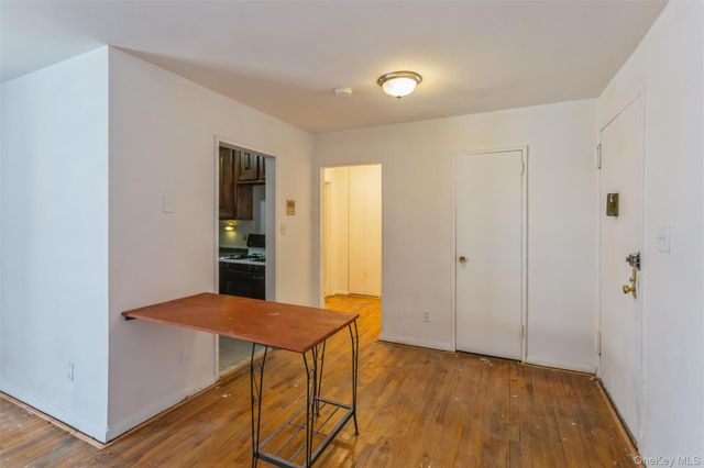 600 Shore Road 3S, Long Beach, NY 11561